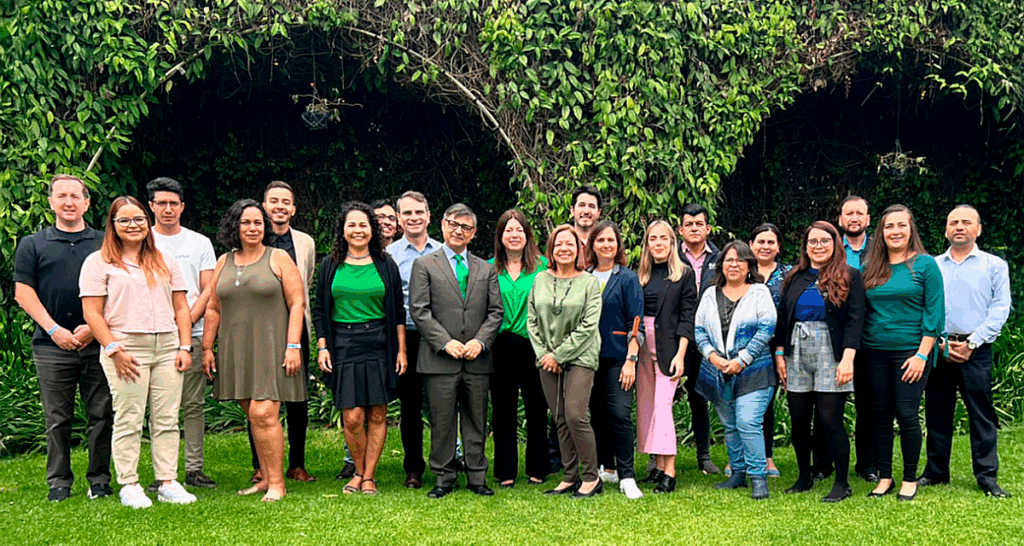 Taller creación de estándares de Datos Abiertos junto con Hivos América Latina