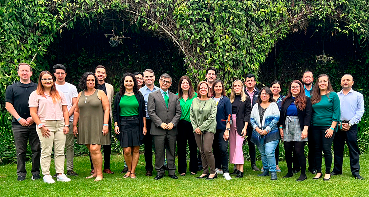 Taller creación de estándares de Datos Abiertos junto con Hivos América Latina